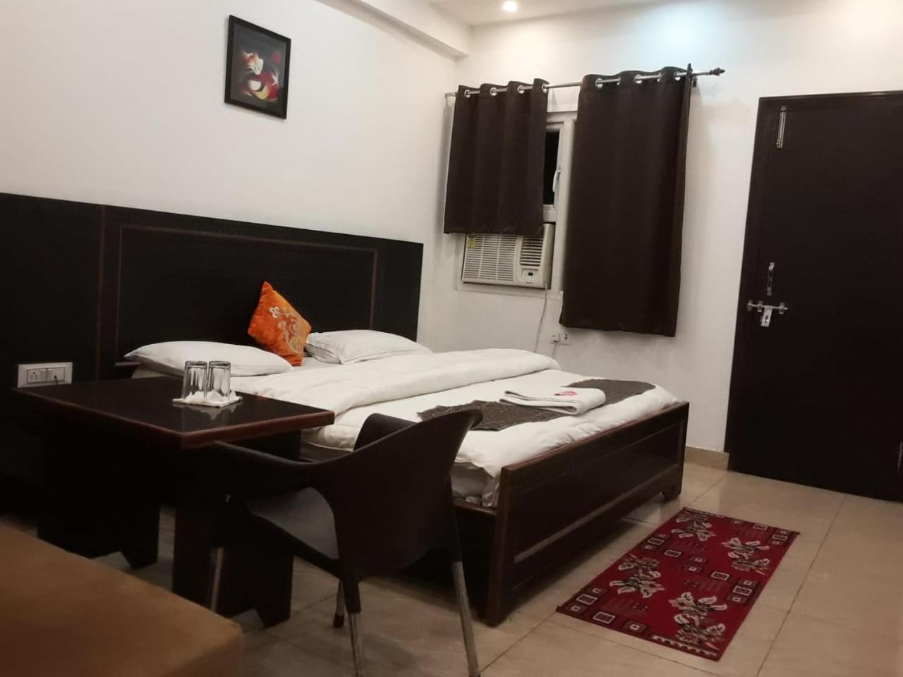 Hotel Rajshree Tanakpur Luaran gambar
