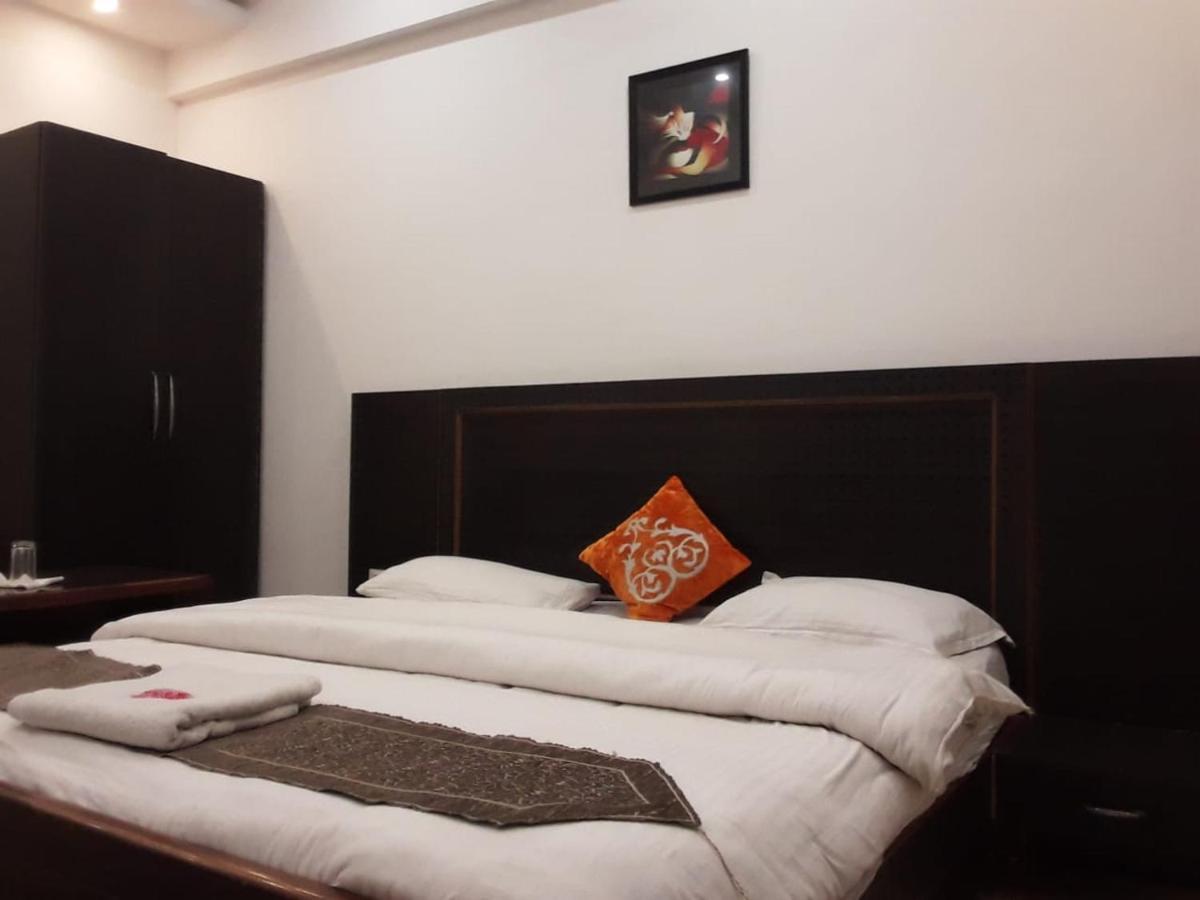 Hotel Rajshree Tanakpur Luaran gambar