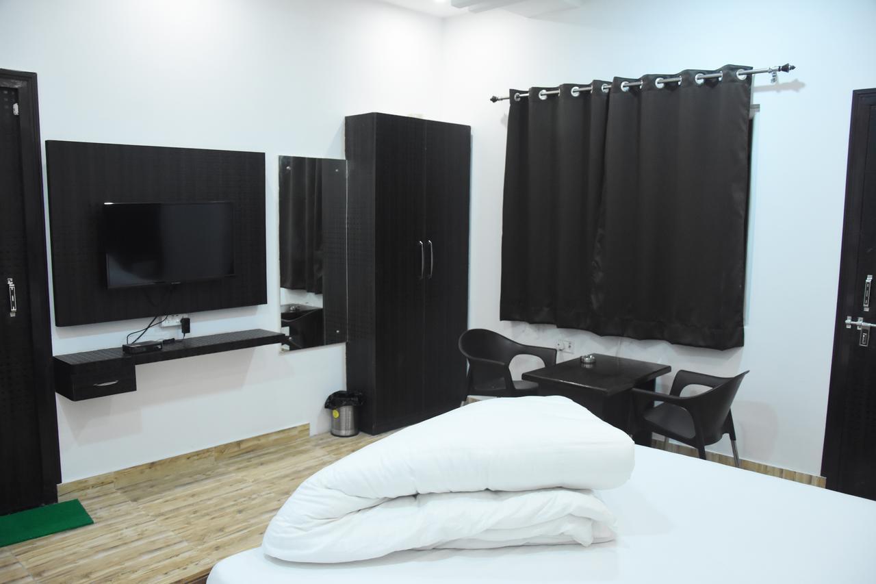 Hotel Rajshree Tanakpur Luaran gambar