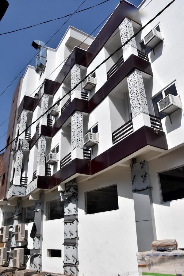 Hotel Rajshree Tanakpur Luaran gambar