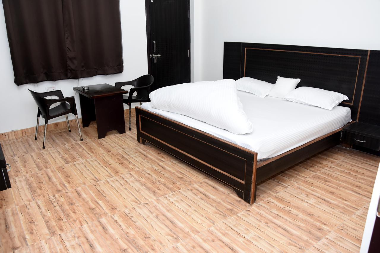 Hotel Rajshree Tanakpur Luaran gambar