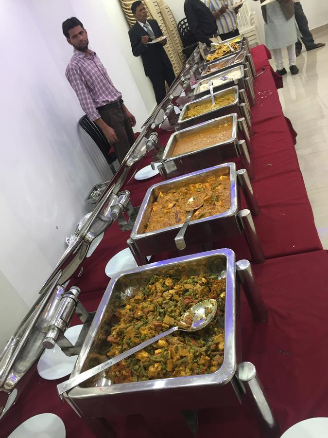 Hotel Rajshree Tanakpur Luaran gambar